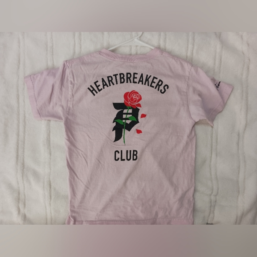 Primitive girls shirt (m)